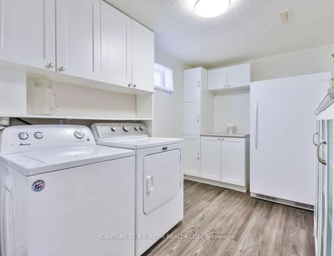 Photo 24 at 32 Lonsdale Place, Grove East, Barrie