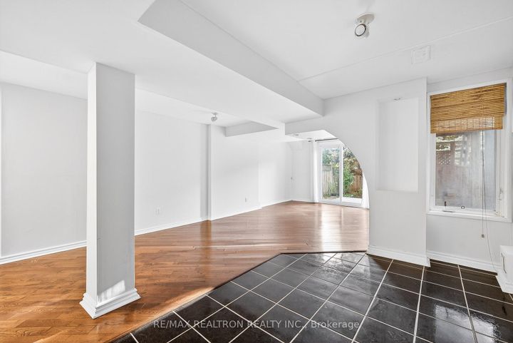 Photo 33 at 63 Carousel Crescent, Oak Ridges Lake Wilcox, Richmond Hill