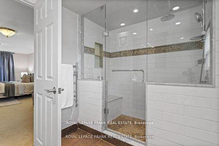 Photo 24 at 848 Swiss Heights, Pinecrest, Oshawa