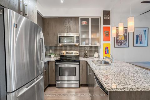 Photo 9 at 306 - 18 Yorkville Avenue, Annex, Toronto