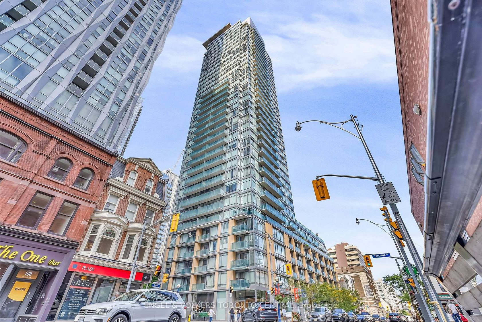 306 - 18 Yorkville Avenue, Annex, Toronto 