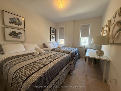 Photo 14 at 15 West Village Lane, Angus Glen, Markham