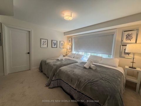 Photo 16 at 15 West Village Lane, Angus Glen, Markham