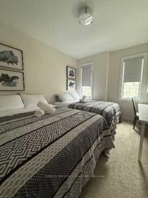 Photo 26 at 15 West Village Lane, Angus Glen, Markham