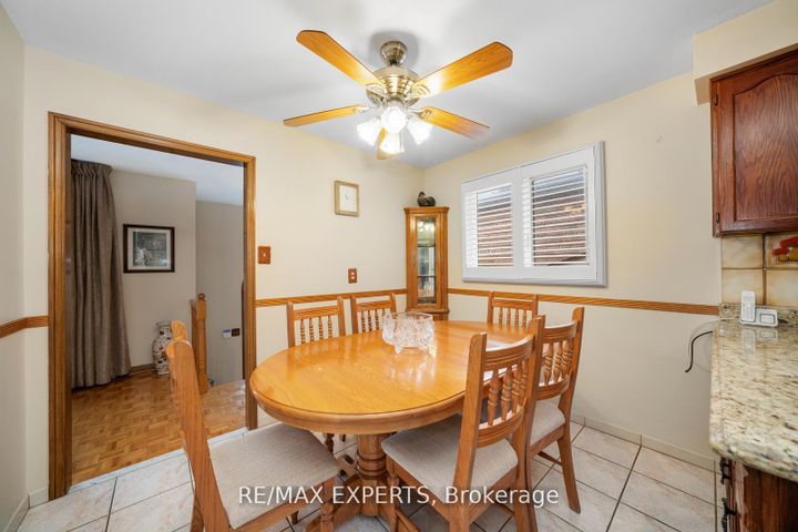 Photo 10 at 9 Richbell Street, Brownridge, Vaughan