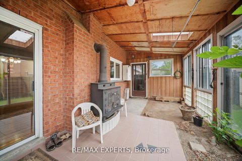 Photo 35 at 9 Richbell Street, Brownridge, Vaughan