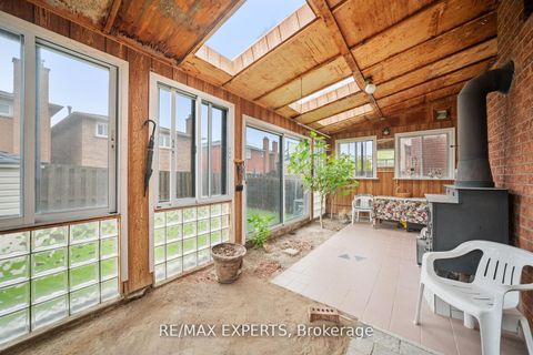 Photo 36 at 9 Richbell Street, Brownridge, Vaughan
