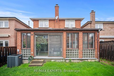 Photo 38 at 9 Richbell Street, Brownridge, Vaughan