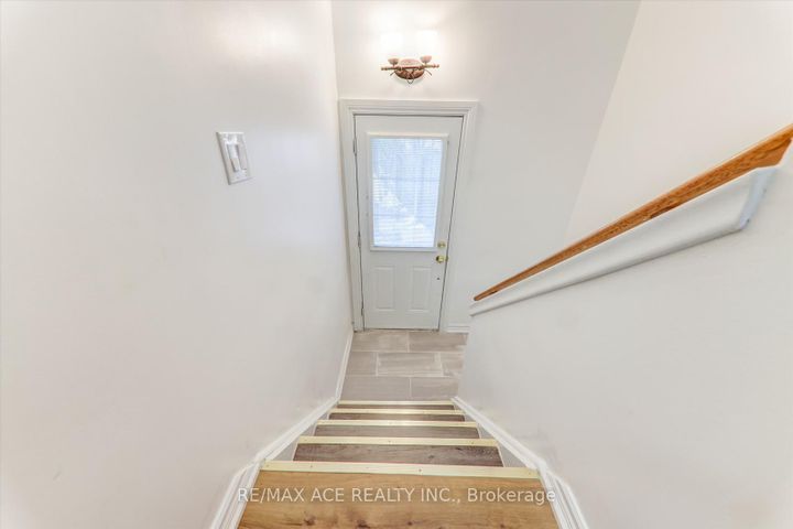 Photo 21 at 571 Farewell Street, Donevan, Oshawa