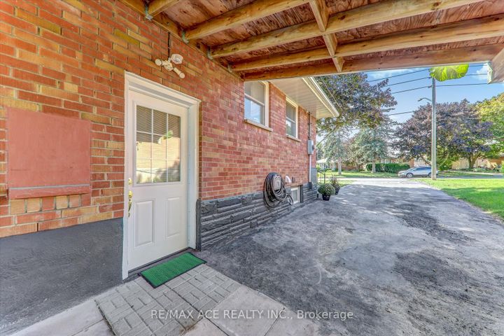 Photo 33 at 571 Farewell Street, Donevan, Oshawa