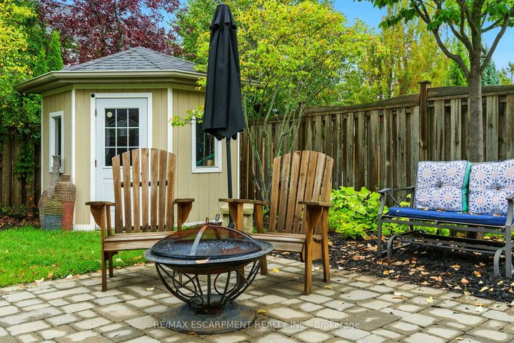 Photo 46 at 691 Merlot Court, Lorne Park, Mississauga