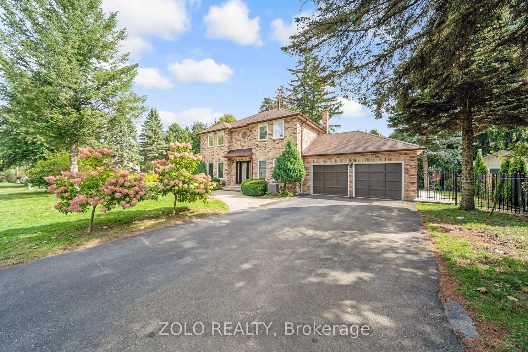 13 Ivan Avenue, Caledon East, Caledon 