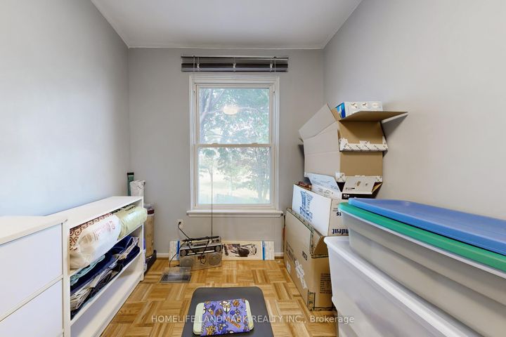 Photo 30 at 32 L'amoreaux Drive, L'Amoreaux, Toronto