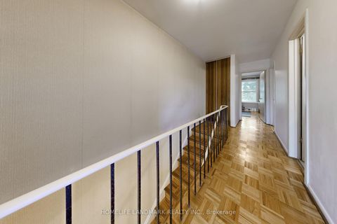 Photo 17 at 32 L'amoreaux Drive, L'Amoreaux, Toronto