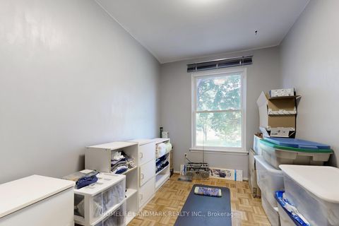 Photo 28 at 32 L'amoreaux Drive, L'Amoreaux, Toronto