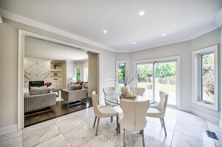 Photo 12 at 26 Clarendon Drive, Bayview Hill, Richmond Hill