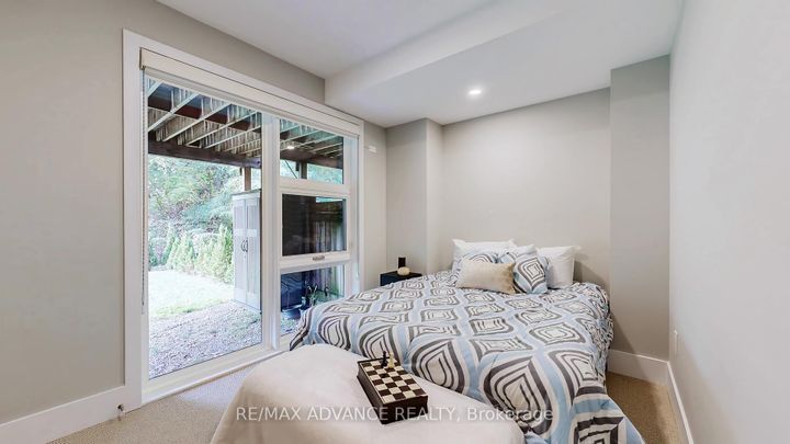 Photo 39 at 32 Crestridge Drive, Patterson, Vaughan