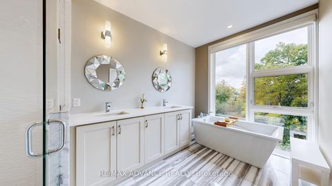 Photo 26 at 32 Crestridge Drive, Patterson, Vaughan