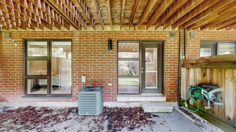 Photo 47 at 32 Crestridge Drive, Patterson, Vaughan