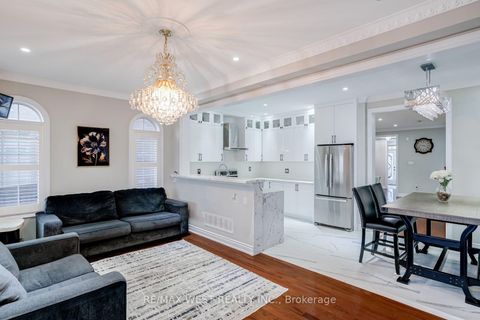 Photo 15 at 238 Wardlaw Place, Vellore Village, Vaughan