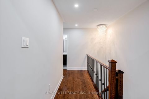 Photo 20 at 238 Wardlaw Place, Vellore Village, Vaughan