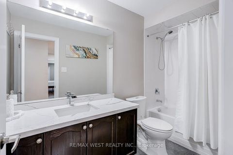 Photo 26 at 238 Wardlaw Place, Vellore Village, Vaughan