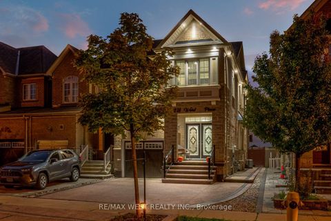 Photo 33 at 238 Wardlaw Place, Vellore Village, Vaughan