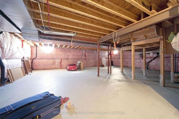 Photo 44 at 44 YOUNG GARDEN Crescent, Credit Valley, Brampton