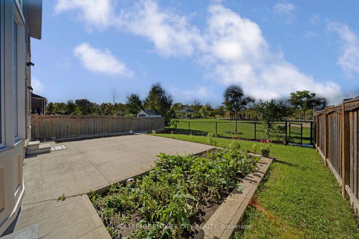 Photo 46 at 44 YOUNG GARDEN Crescent, Credit Valley, Brampton