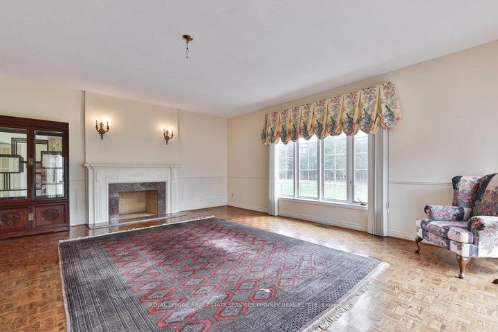 Photo 13 at 2390 Mississauga Road, Sheridan, Mississauga