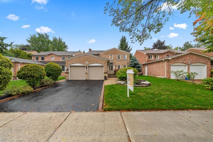 Photo 1 at 57 Longwater Chase, Unionville, Markham