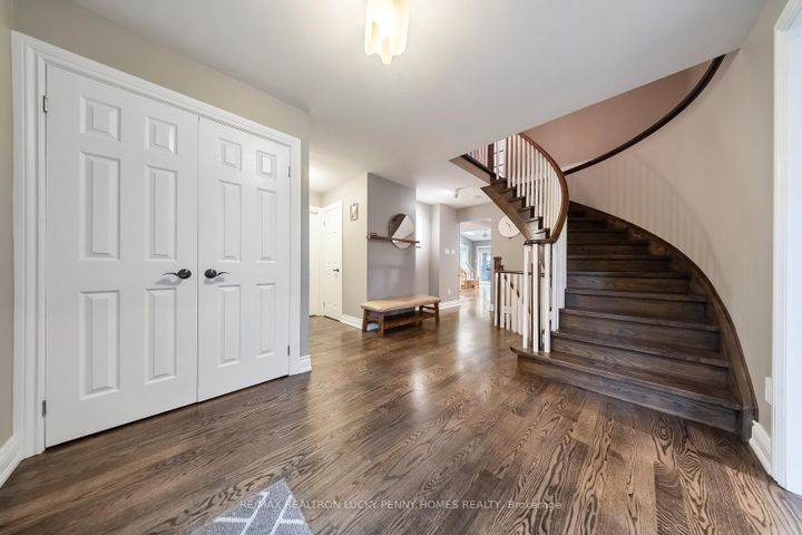 Photo 3 at 57 Longwater Chase, Unionville, Markham