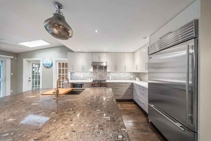 Photo 14 at 57 Longwater Chase, Unionville, Markham