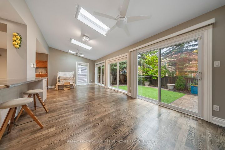 Photo 17 at 57 Longwater Chase, Unionville, Markham
