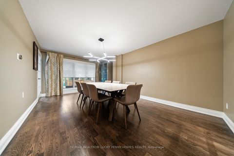 Photo 7 at 57 Longwater Chase, Unionville, Markham