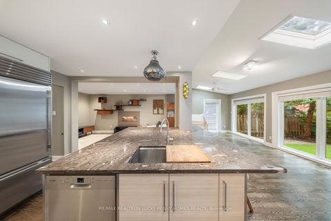 Photo 13 at 57 Longwater Chase, Unionville, Markham