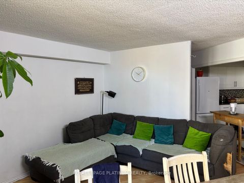 Photo 8 at 408 - 330 Dixon Road, The Westway, Toronto