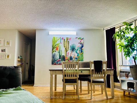 Photo 9 at 408 - 330 Dixon Road, The Westway, Toronto