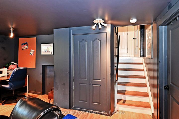 Photo 28 at 9 Karen Road, Donalda, Toronto