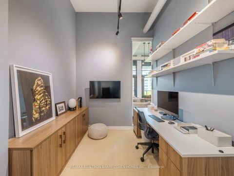 Photo 13 at 307 - 380 Macpherson Avenue, Casa Loma, Toronto
