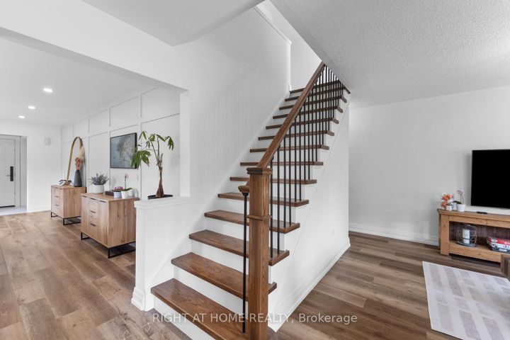 Photo 21 at 394 BAVERSTOCK Crescent, CL Clarke, Milton