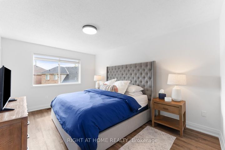 Photo 22 at 394 BAVERSTOCK Crescent, CL Clarke, Milton