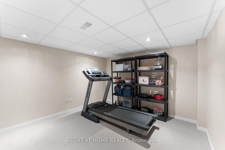 Photo 33 at 394 BAVERSTOCK Crescent, CL Clarke, Milton