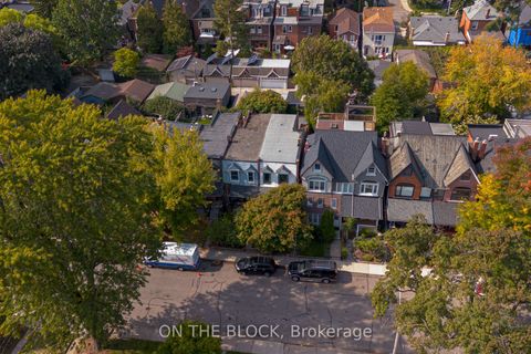 Photo 23 at 220 Fairview Avenue, Junction Area, Toronto