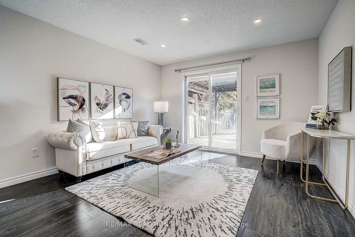 Photo 34 at 2543 Gill Crescent, RO River Oaks, Oakville
