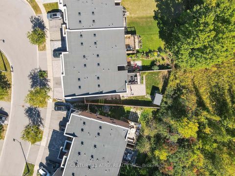 Photo 4 at 115 Dariole Drive, Rural Richmond Hill, Richmond Hill