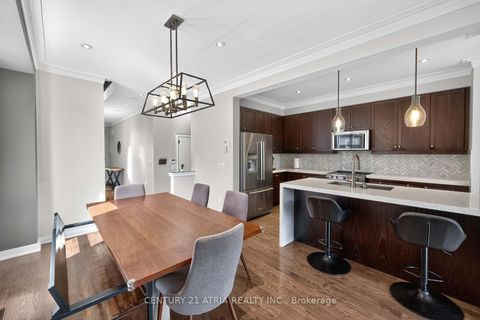 Photo 15 at 115 Dariole Drive, Rural Richmond Hill, Richmond Hill Photo 15 at 115 Dariole Drive, Rural Richmond Hill, Richmond Hill