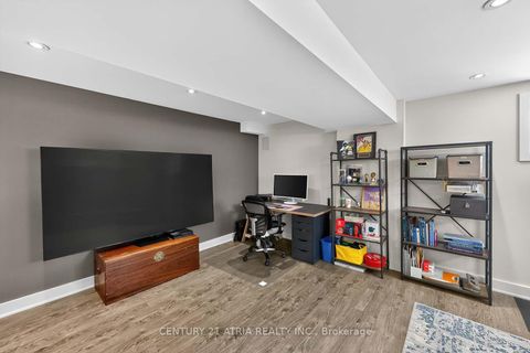 Photo 37 at 115 Dariole Drive, Rural Richmond Hill, Richmond Hill