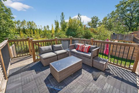 Photo 39 at 115 Dariole Drive, Rural Richmond Hill, Richmond Hill