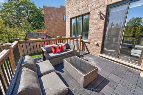 Photo 40 at 115 Dariole Drive, Rural Richmond Hill, Richmond Hill